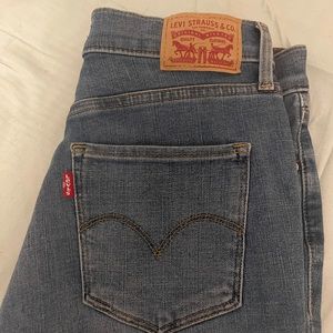 Levi’s 312 straight leg jeans